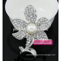 fashion fresh lovely crystal flower brooch